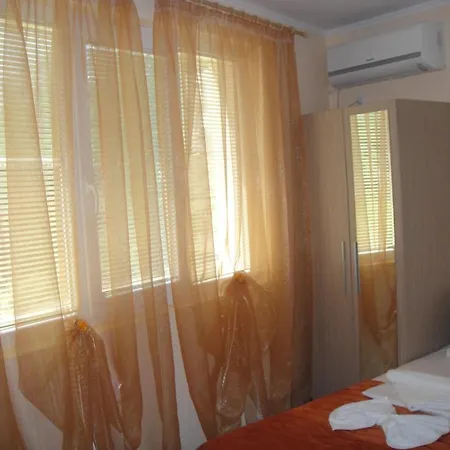 Maria 2 2* Tschernomorez