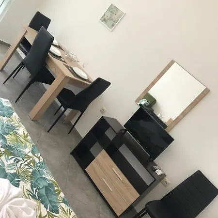 Πανσιόν Maria 2