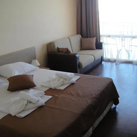 Maria 2 2* Chernomorets