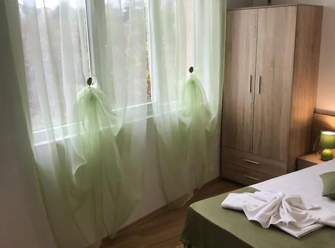 玛丽亚2号别墅 招待所 2*