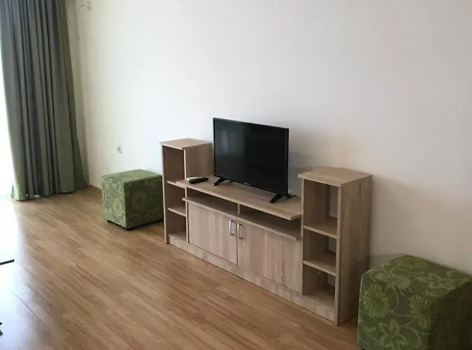 Maria 2 2* Černomorec