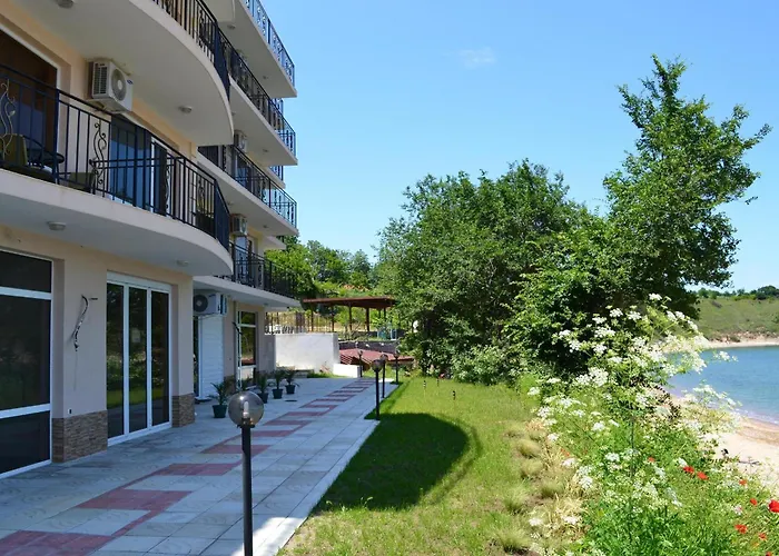 玛丽亚2号别墅 招待所 2*