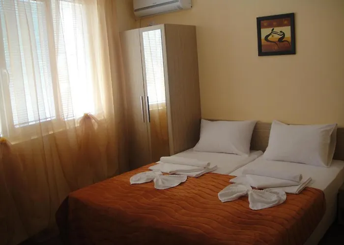 玛丽亚2号别墅 2*