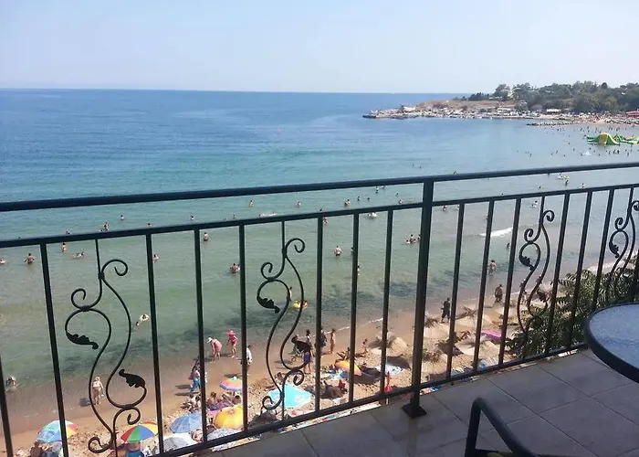 玛丽亚2号别墅 2*